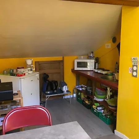 Corail Cuisine Et Sdb Partagees Homestay